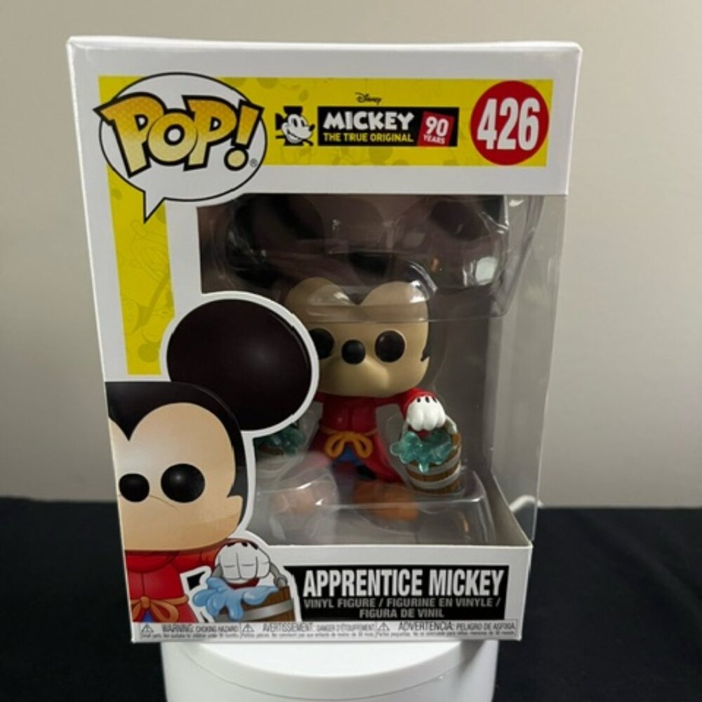 Funko Pop!: Disney Apprentice Mickey #426 New VAULTED
